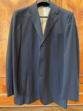 Ermenegildo Zegna Navy Blue Three-Button Blazer